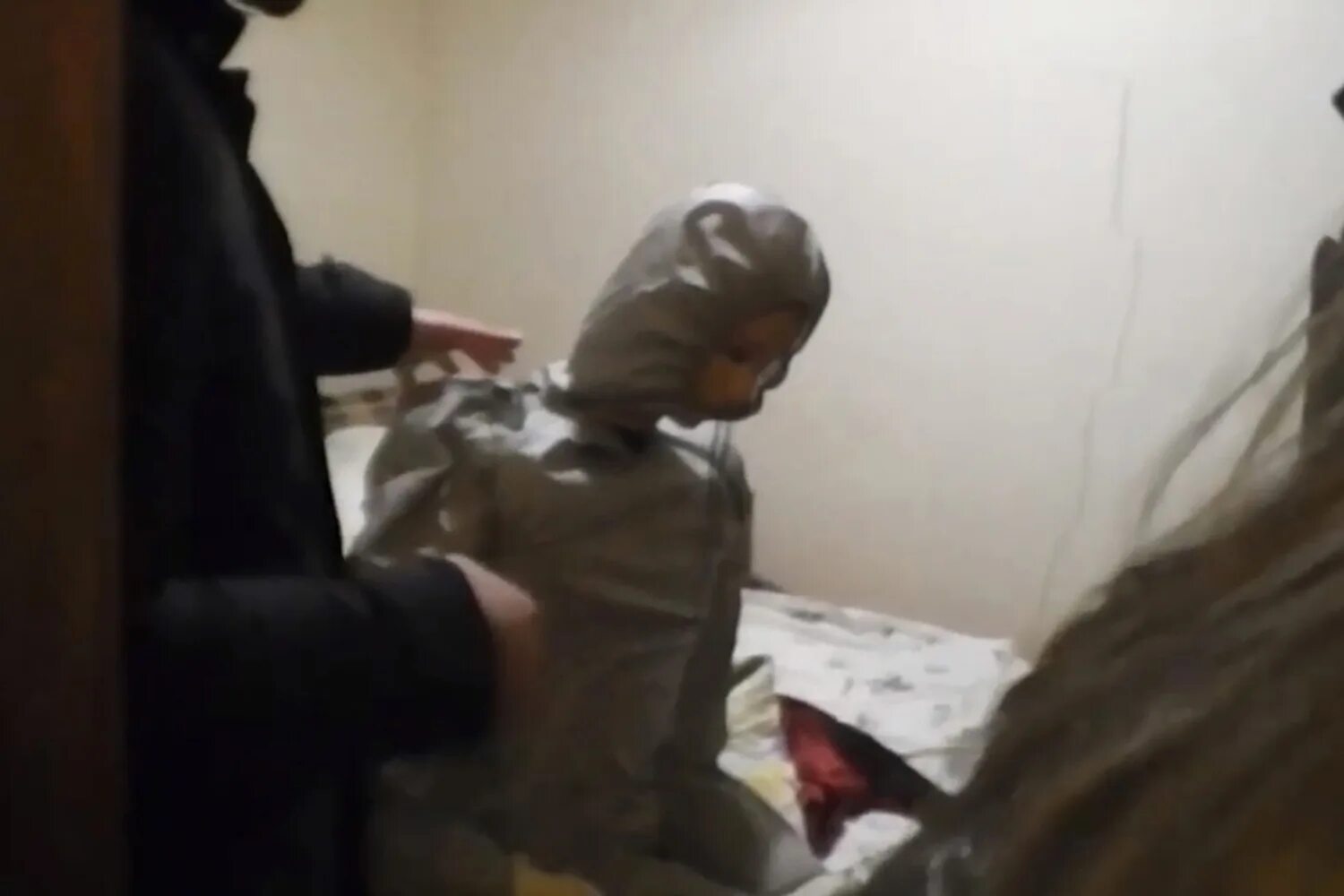 Следственный эксперимент картинки. Нижний новгород убийство семьи из 4 человек. Следственный эксперимент упк. Следственный эксперимент фото. Подозреваемый и следственный эксперимент.