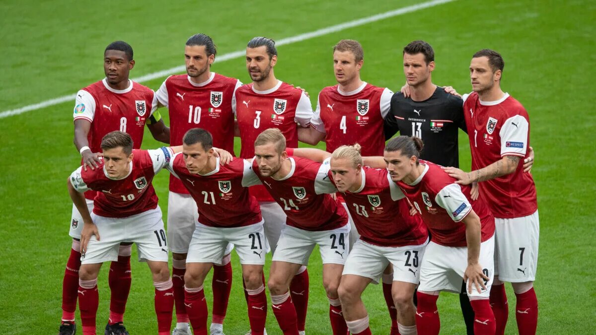 Austria football. Bundesliga midfielder испания 7 номер игрок. Рангник в сборной австрии. Австрия команда по футболу. Матчи сборной австрии.