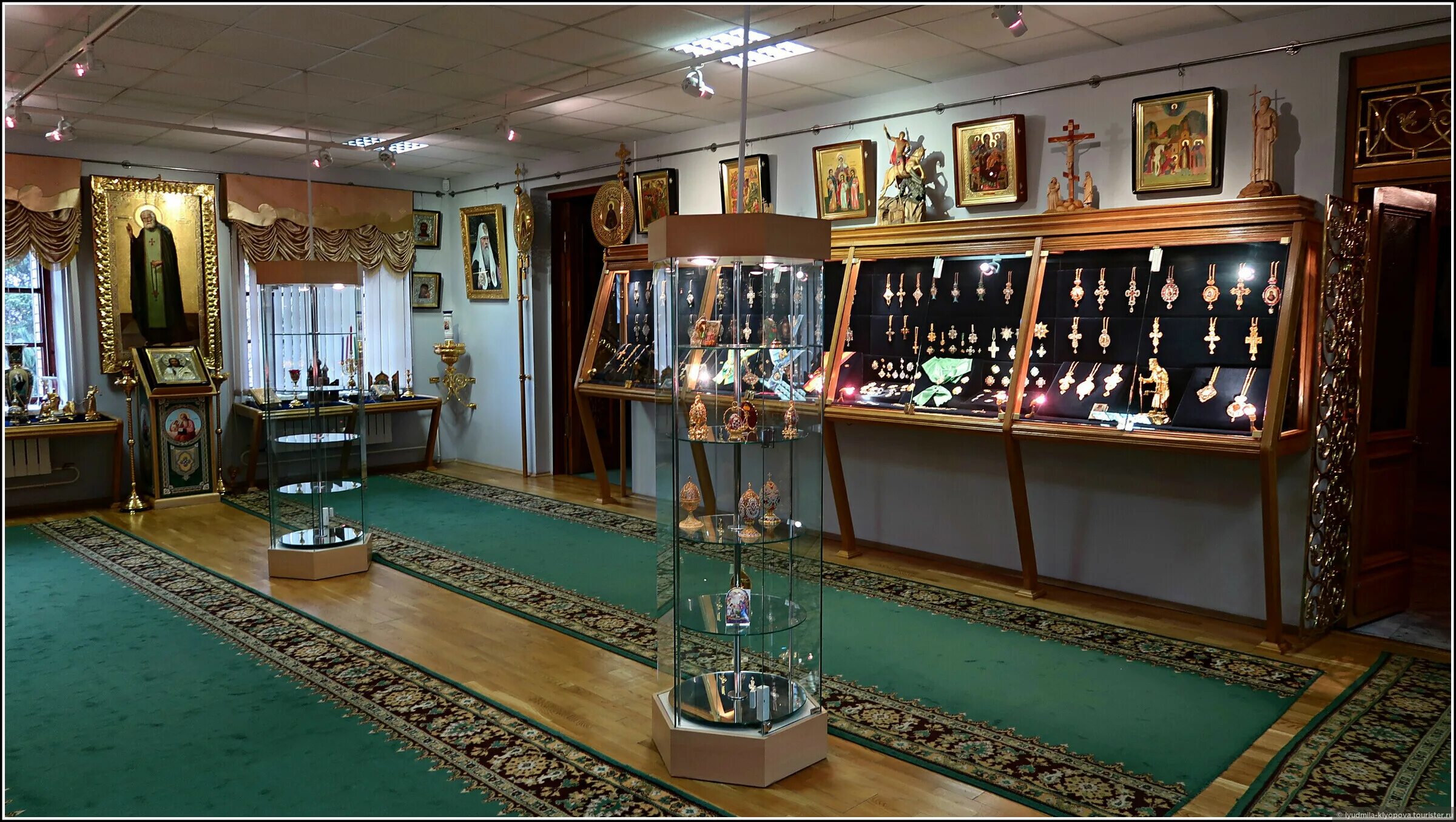 Софрино церковная утварь. Софрино крупные предприятия. Хпп софрино рпц. Софрино завод утвари. Софрино завод церковной утвари.