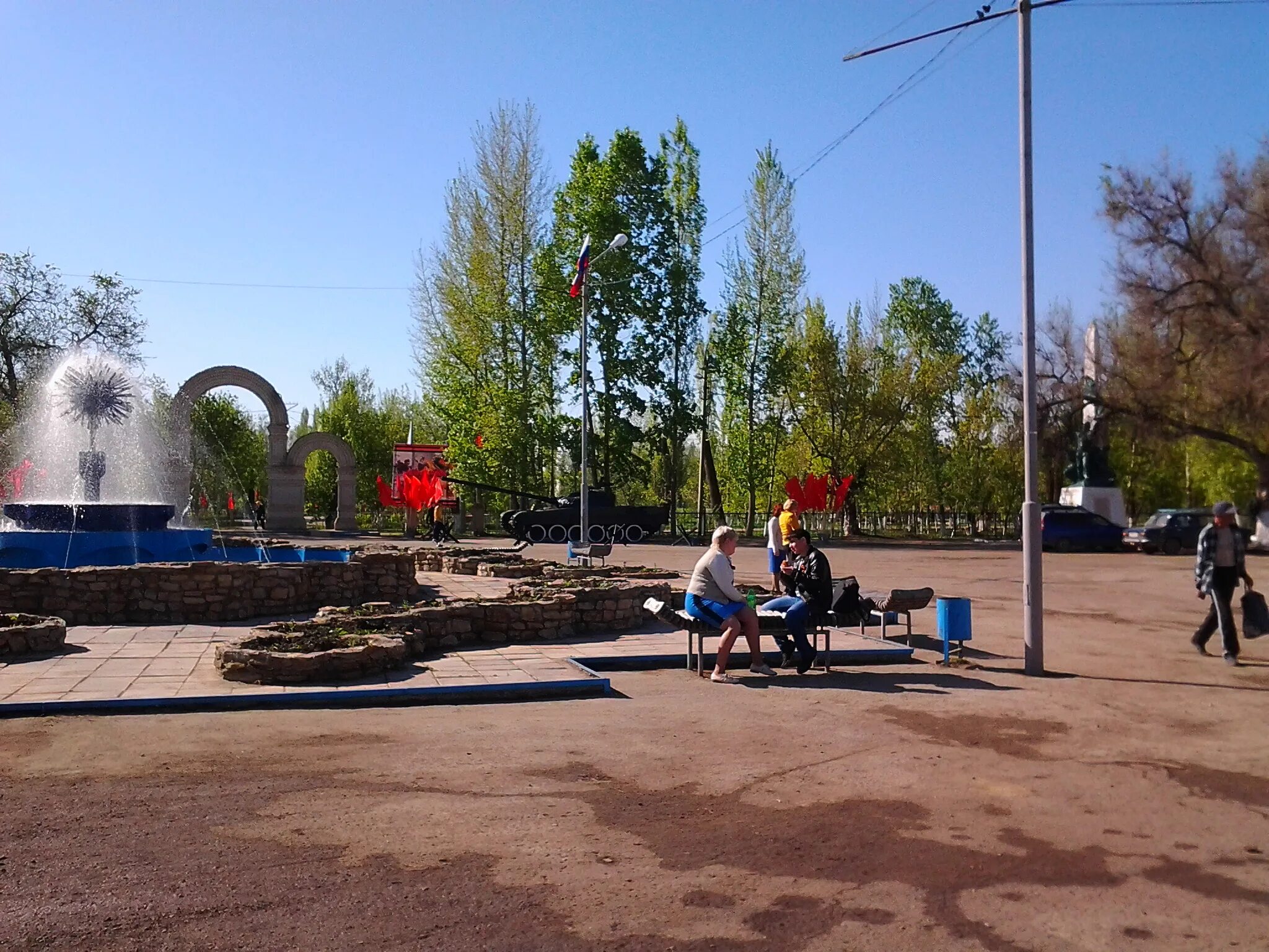 Новоузенск улицы. Новоузенск центр города. Новоузенск парк. Город Новоузенск парк. Новоузенск новый парк.