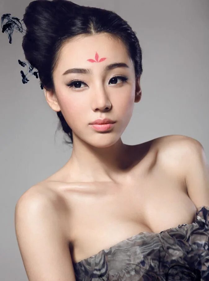 Xin xi jin актриса. Jin mei. Jin mei. Jin mei. Xin jin ping mei 1996.