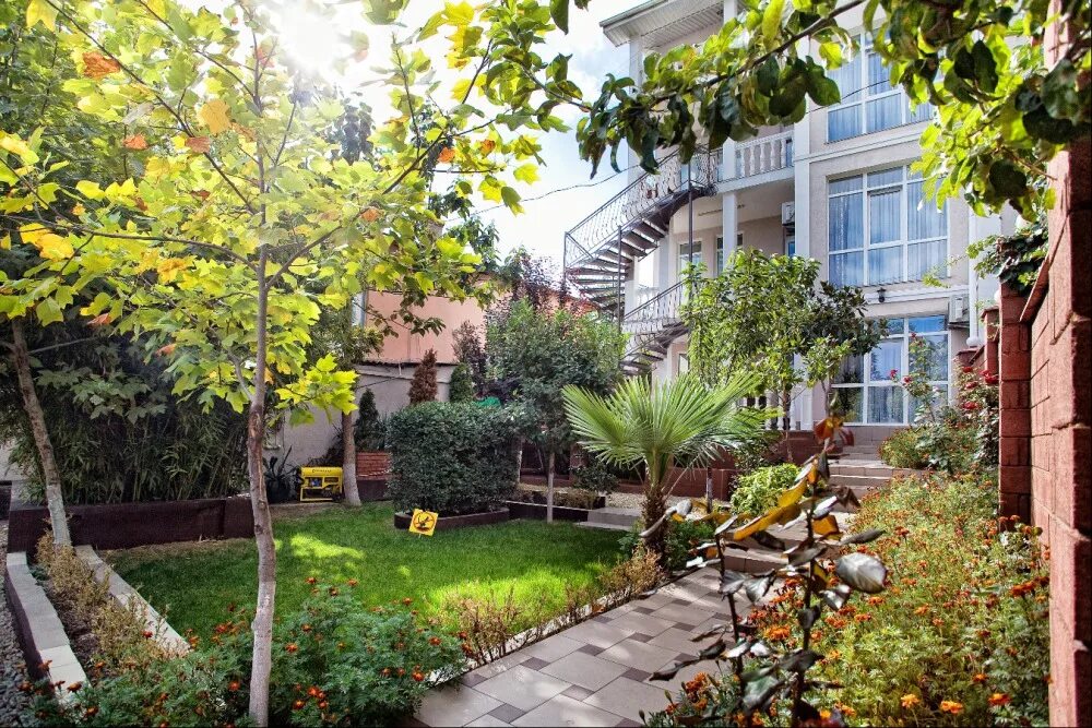 Ялта ул киевская 4. Ялта ул кучера. Ялта ул киевская 4. Гостиница 557. Киевская 78 ялта.