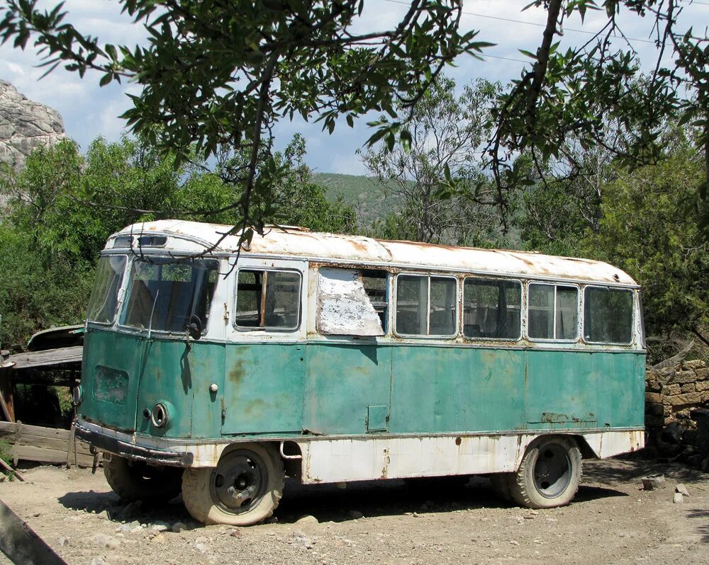 Советские автобусы крыма. Старый Крымский автобус. Старые автобусы в Крыму. АСЧ-02. АСЧ-03 Чернигов.