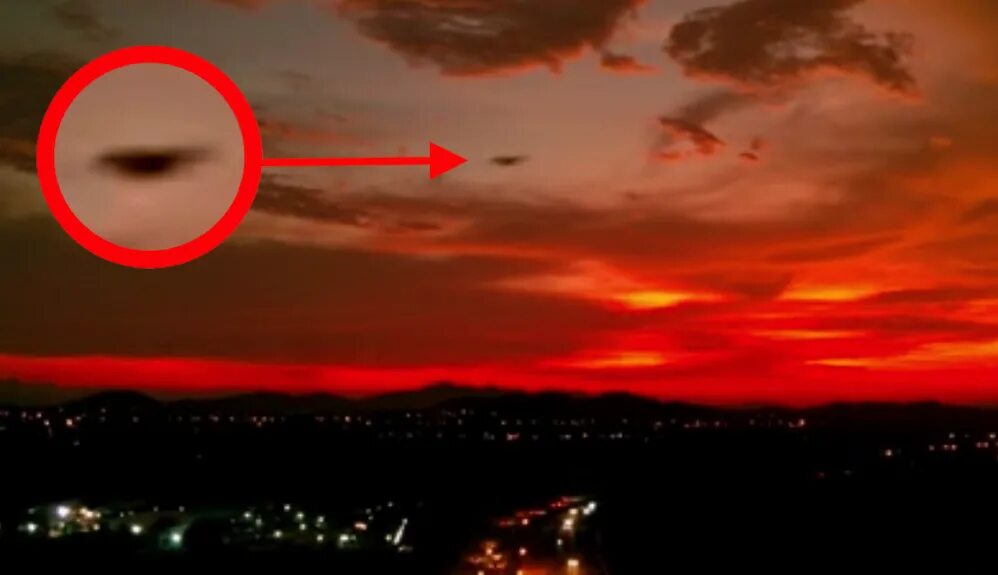 Ufo 2025. Нло 2025 наса. гигантское нло. снимок нло. интересное про нло.