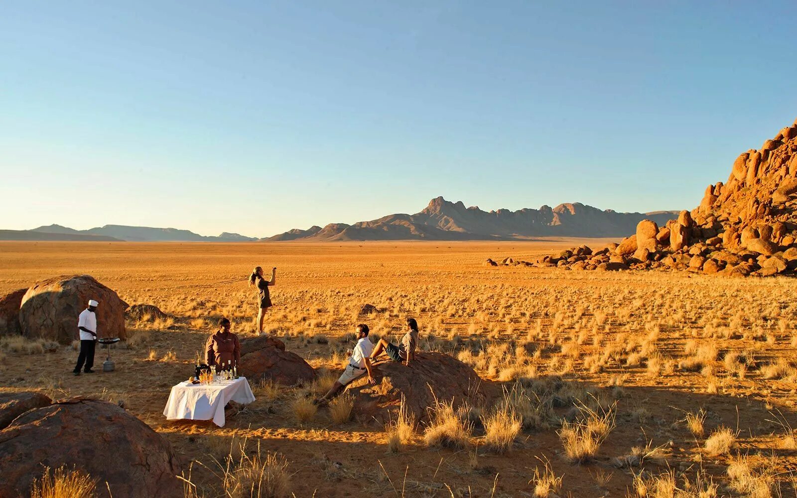 Намибия Калахари. Sossusvlei Desert Lodge, Намибия. Намибия пустыня Калахари. Namib-Naukluft Park, Namib Desert, Namibia, Africa, Африка. Намибия отдых