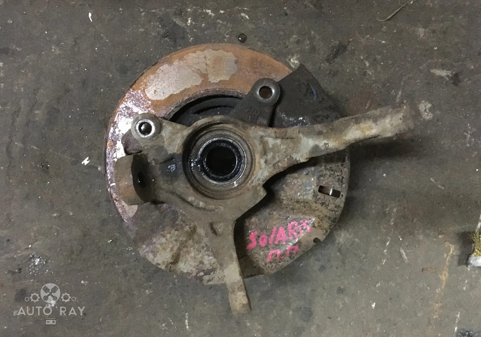 Поворотный кулак ваз 2110 в сборе со ступицей. Передний правый кулак алтима l33. Поворотный кулак со ступицей. Поворотный кулак со ступицей. Передний поворотный кулак ступица ваз 2108.