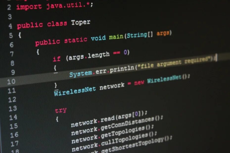 Java coding simulator codes. Java код. Код программы на java. Программный код java. Джава программирование.