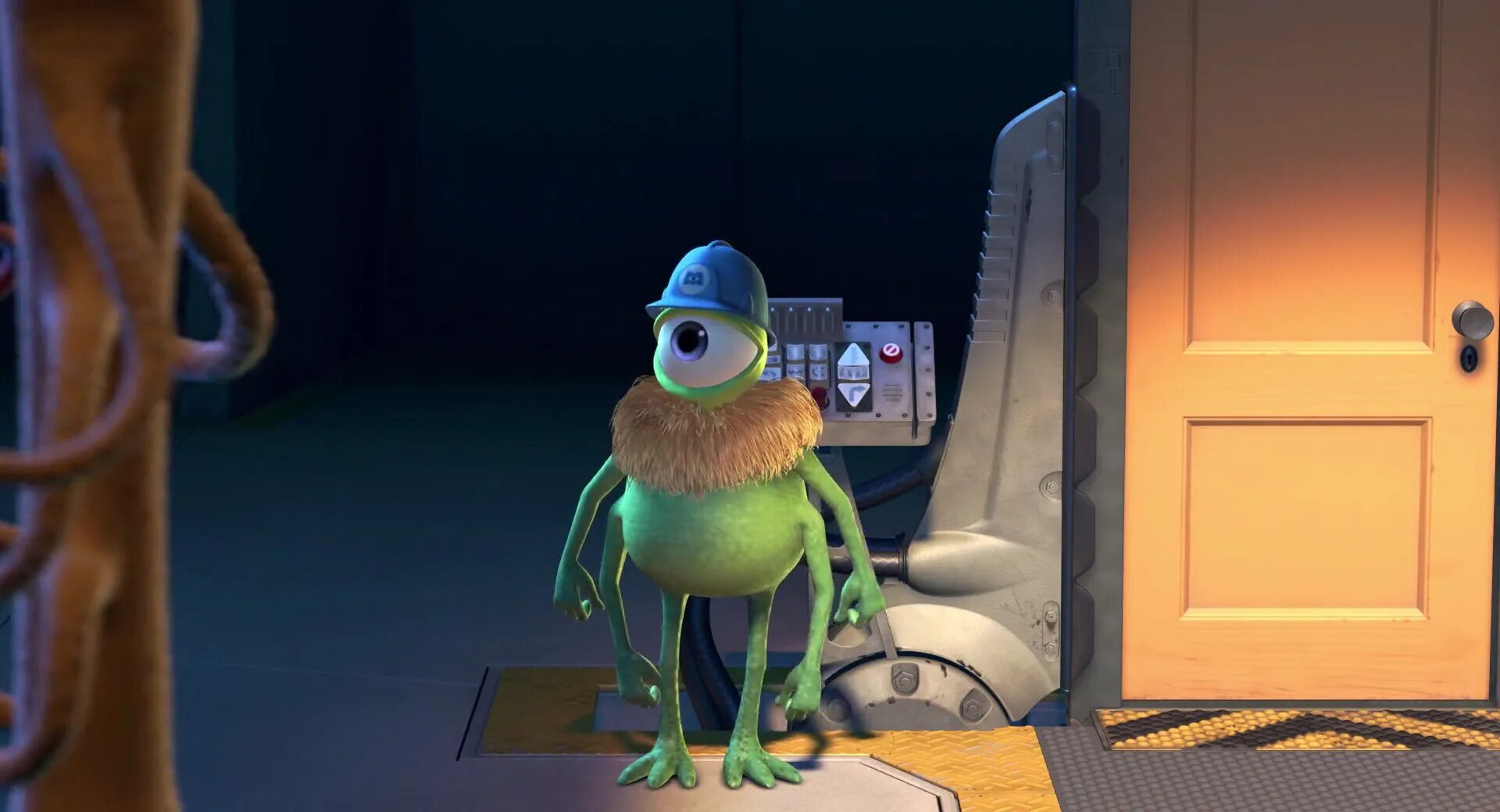 Uncle roger mommy. Корпорация монстров monsters, inc. Роджер из корпорации монстров. Роджер из корпорации монстров. Корпорация монстров роуз.