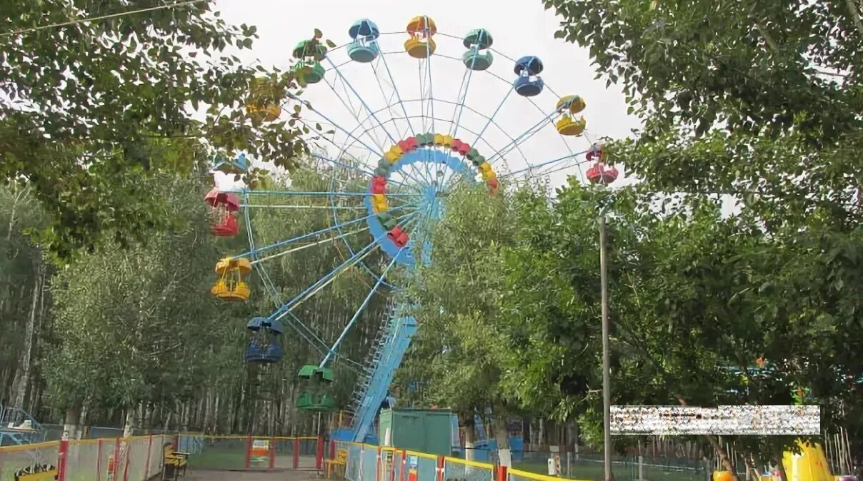 Кумертау го. Парк гагарина кумертау. кумертау парк аттракционов гагарина. парк гагарина в кумертау городок. парк взлетный кумертау.