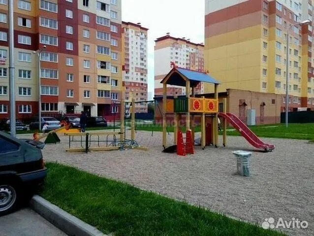, деревня островцы, баулинская, 3а. О. Ул баулинская дом 4. Островцы ул. Баулинская 9.