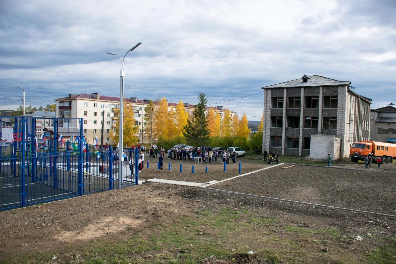 Н п железнодорожный. Посёлок Железнодорожный Усть-Илимский. Усть Илимск поселок Железнодорожный. Поселок Железнодорожный Иркутская область Усть Илимский район. Усть-Илимский район р.п Железнодорожный.