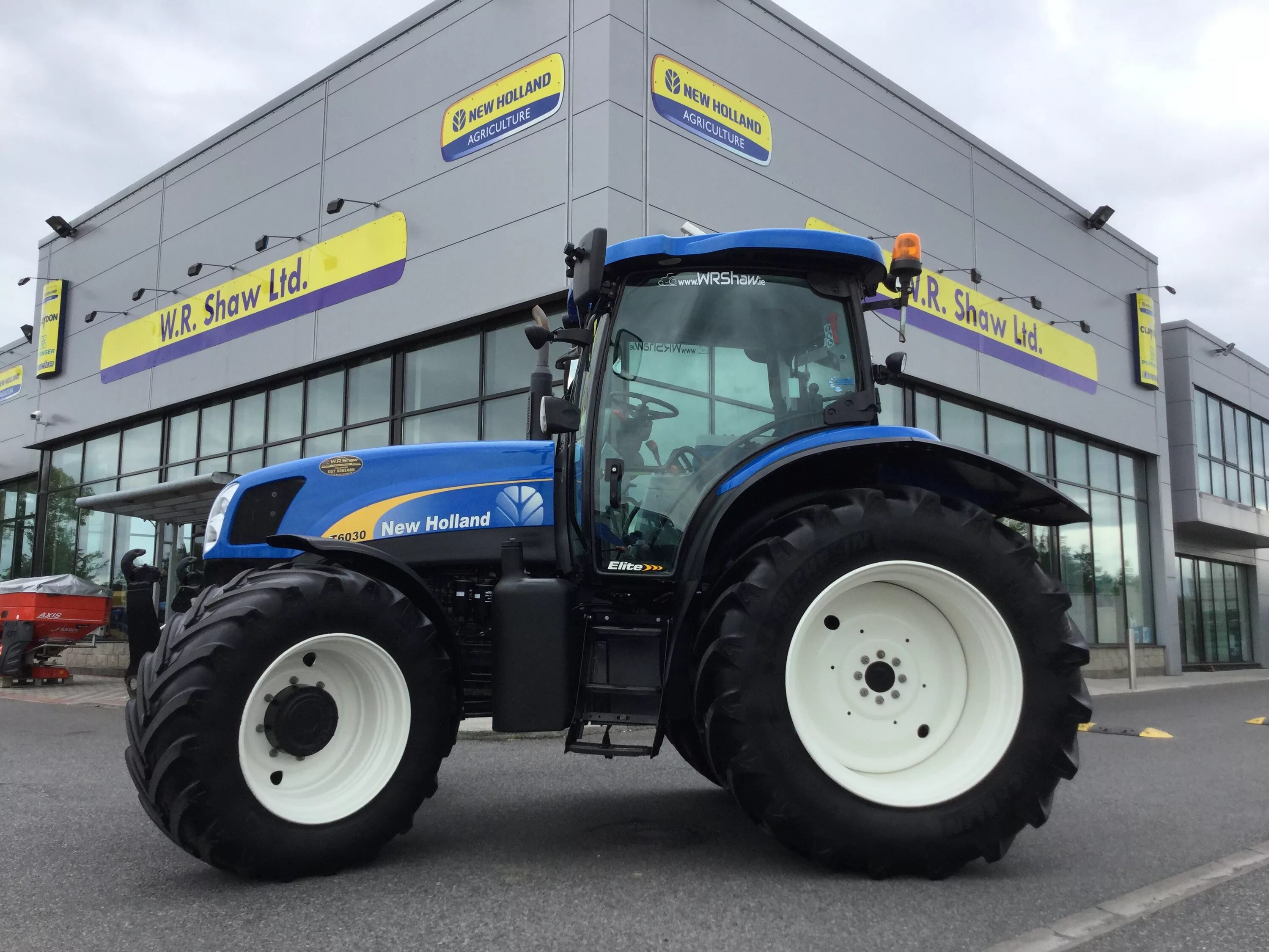 Трактор Нью Холланд. Трактор New Holland TB 390. New Holland t10. New Holland t6030. New holland цена