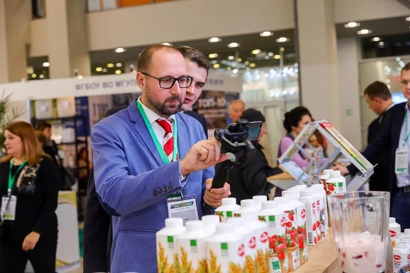 Молвест тендеры. Директор молвест воронеж.