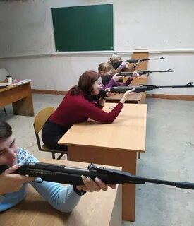 Из семи винтовок среди которых