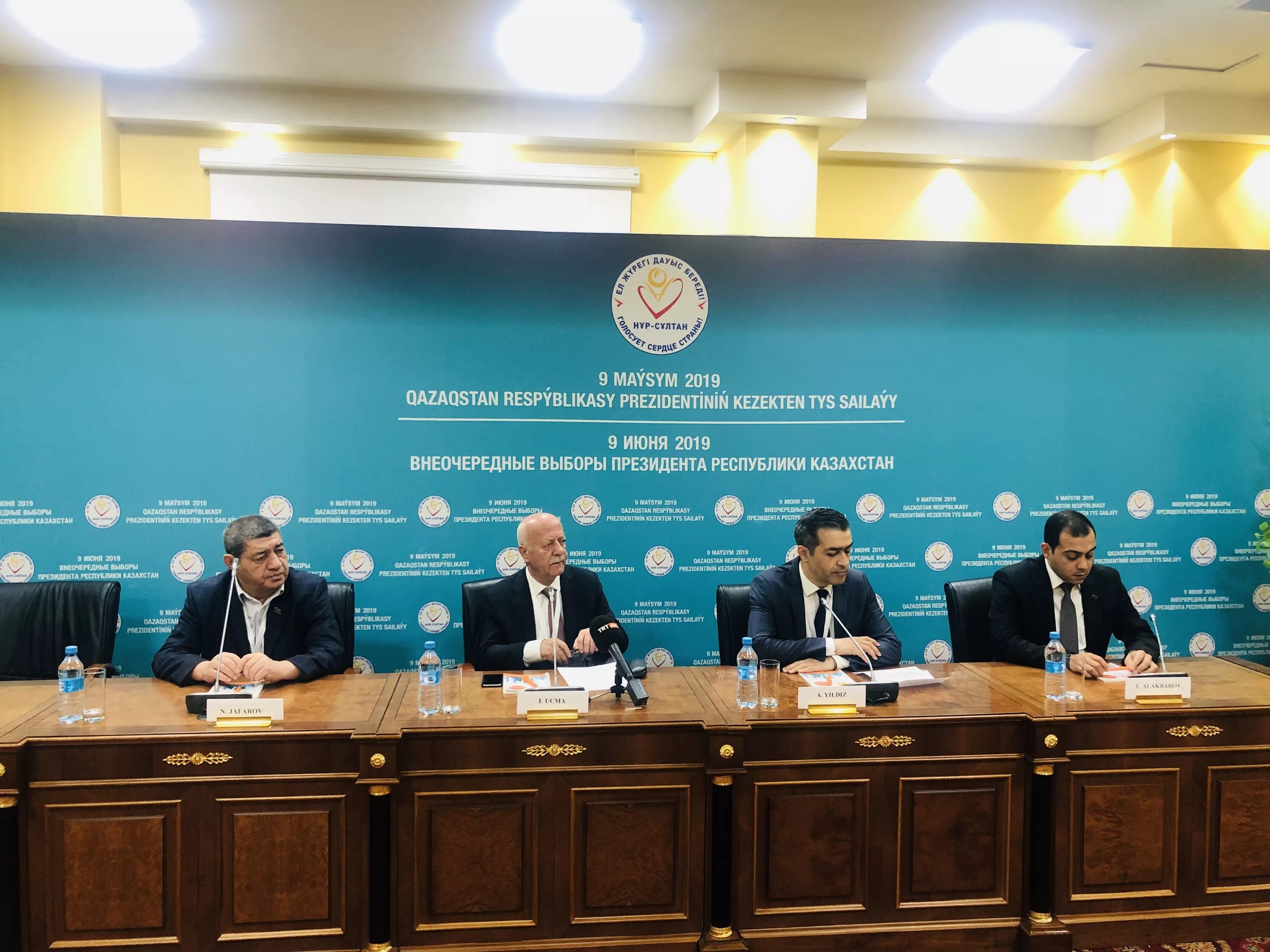 Kazakh legislation advertising. Выборы президента 2019 года