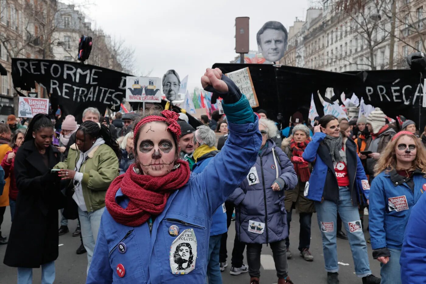 Митинги в париже. Митинги во Франции. Протесты во Франции пенсионная реформа. Протесты в Париже. Митинг против Макрона.