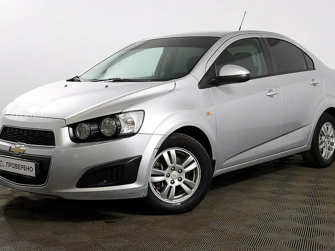 Купить шевроле авео 2. Chevrolet Aveo 2013. Chevrolet Aveo 2 2011-2015. Шевроле Авео 2013г. Шевроле Авео 2013 года.