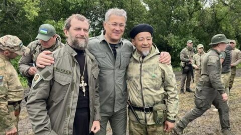 Радий хабиров вручил