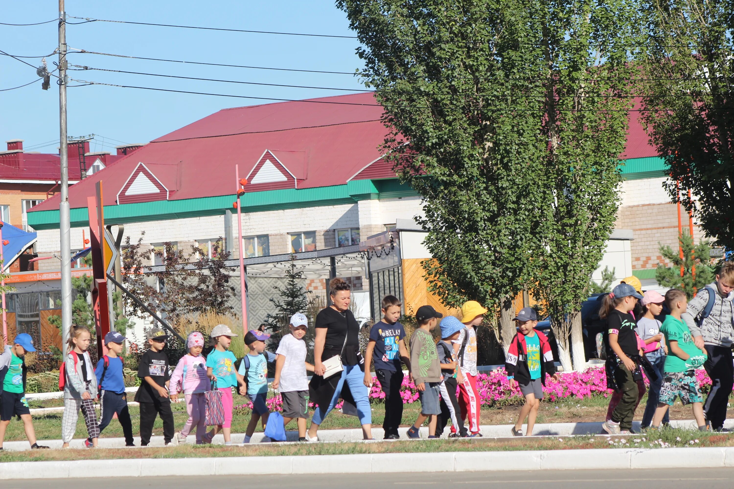 Погода в восточном советского. Погода Зоряное Марьинский район синоптик.