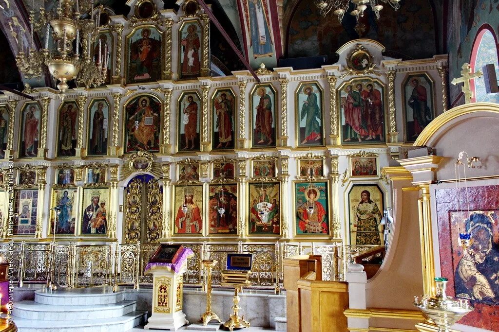 церковь святого ермогена в крылатском. храм алексия человека божия в крылатском. патриарх ермоген московский в храме. служба в храме крылатское. служба в храме крылатское.