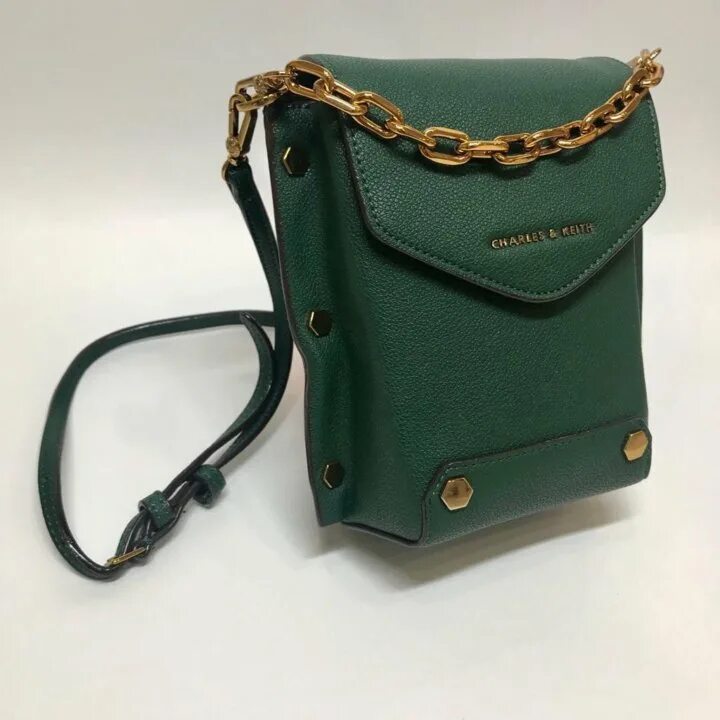 Сумка charles keith. Charles keith сумки. сумка charles keith черная. фисташковая сумка charles keith. сумка крос боди charles keith.