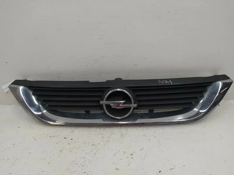 Решетка радиатора vectra. Решетка радиатора vectra