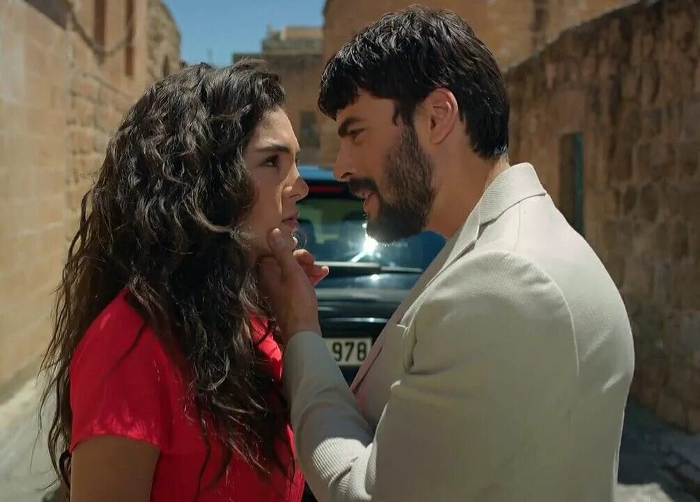 ветреный турецкий плюс. ветреный турецкий плюс. ветреный турецкий сериал миран. ветреный турецкий сериал рейян. миран рейян турецкий сериал.