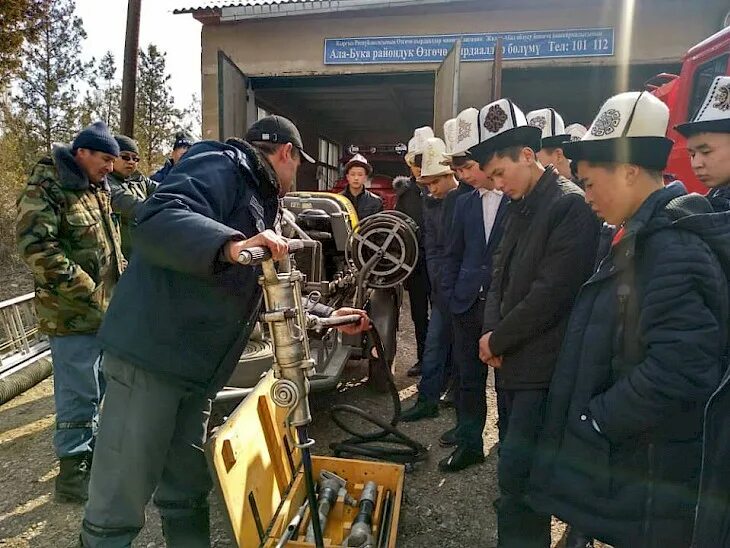 Погода ала бука район. Ала бука Киргизия. Агродепартамент ала-бука. Жалал Абад ала бука району пагода. Ала бука РВД.