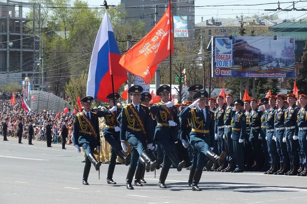 9 Мая Иваново. Иваново парад 9 мая Иваново. Парад Победы в Иваново 2022 Военная техника. Парад Победы Иваново 2021. Район 70 летие победы