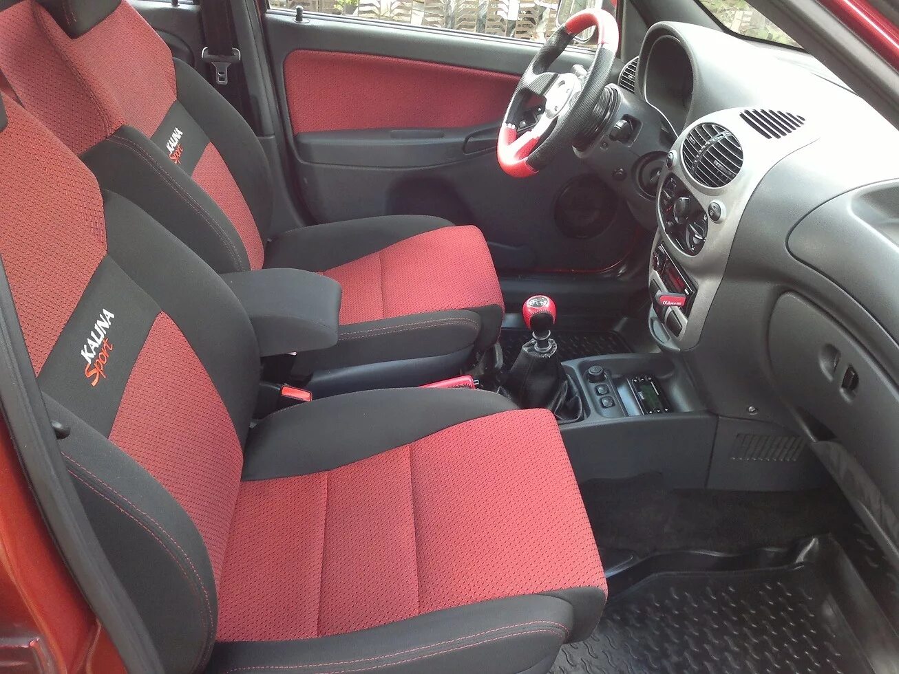 Lada Калина Спорт 1.4 бензиновый 2013 на DRIVE2