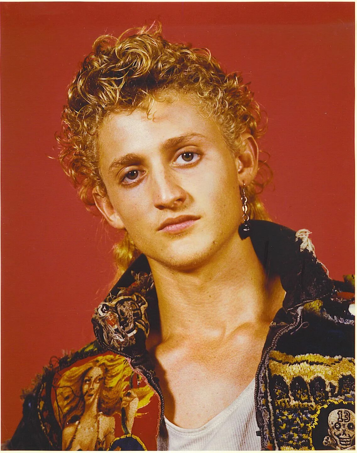Алекс уинтер. Пропащие ребята 1987 алекс уинтер. алекс уинтер в молодости.