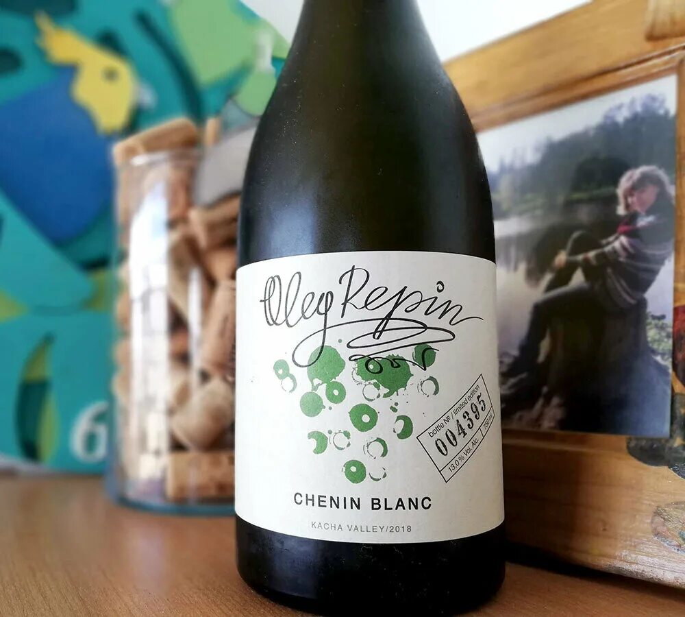 Вино репин рислинг. Олег репин рислинг. Вина крыма олег репин. Вино oleg. Вино крымское олег репин.