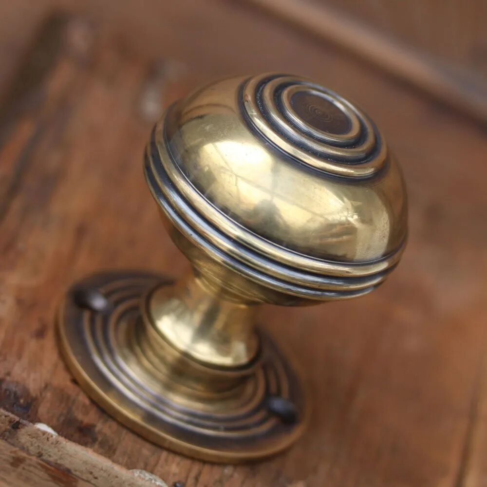 Дверная ручка кноб. Ручка дверная Brass Door Handle 110/200. Дверная ручка-кноб латунь. Кноб дверная латунь. Ручка брасс круглая.