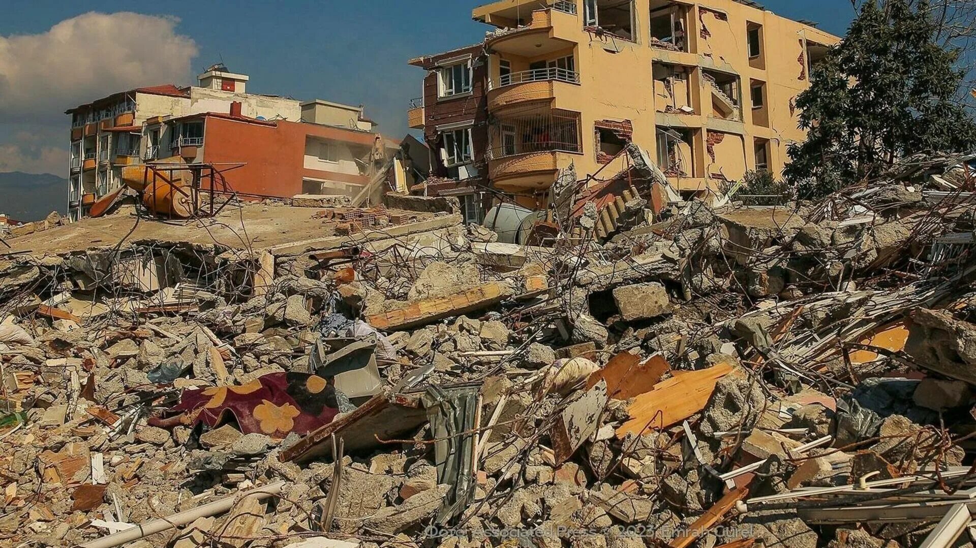 Землетрясение последние новости на сегодня. Землетрясение в Турции 2023. Кахраманмараш землетрясение. Кахраманмараш Турция землетрясение. Землетрясение произошло в Турции Кахраманмараш.