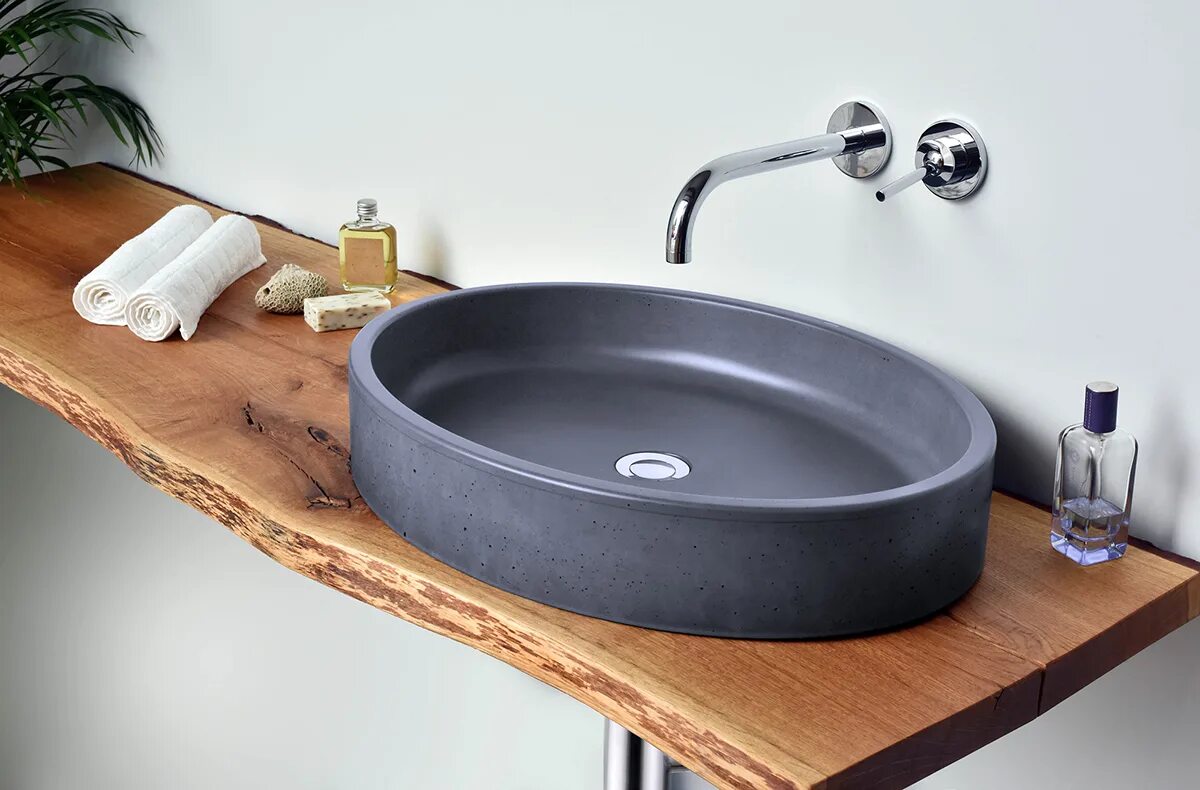 Мойка в ванную. Раковина ванна washbasins and Worktops liem 100243656. Раковина под бетон. Раковина из бетона черная. Бетонная столешница с накладной раковиной.