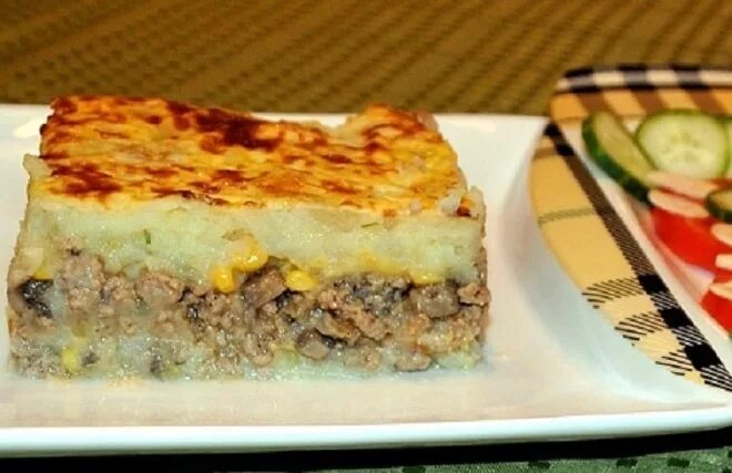 Запеканка картофельная с фаршем куриным в духовке