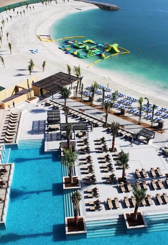 Moevenpick resort al marjan island. Рас Эль Хайма Марджан Исланд. ОАЭ рас-Эль-Хайм Radisson Resort ras al Khaimah Marjan Island 4*. Рас-Эль-Хайм, отель Marjan Island Resort & Spa 5*.