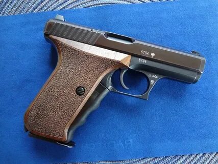 7 guns