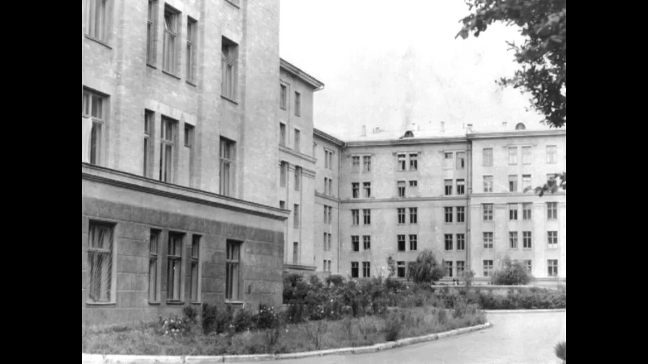 детская краевая больница ставрополь. краевая больница ставрополь на семашко 1. телефон детской краевой больницы на семашко. городская клиническая больница 3 ставрополь. семашко больница ставрополь.