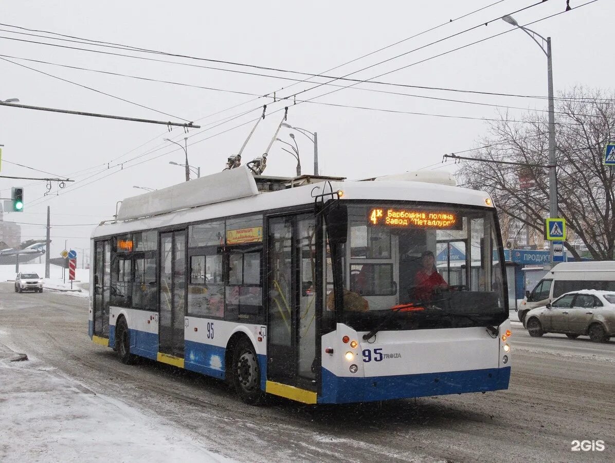 Троллейбус 4 сейчас. Тролза-5265.00 «мегаполис». тролза 5265 самара. 4 троллейбус самара. троллейбус тролза-5265.02 мегаполис.