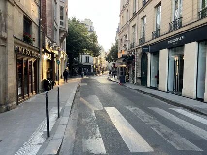 Rue francs bourgeois paris