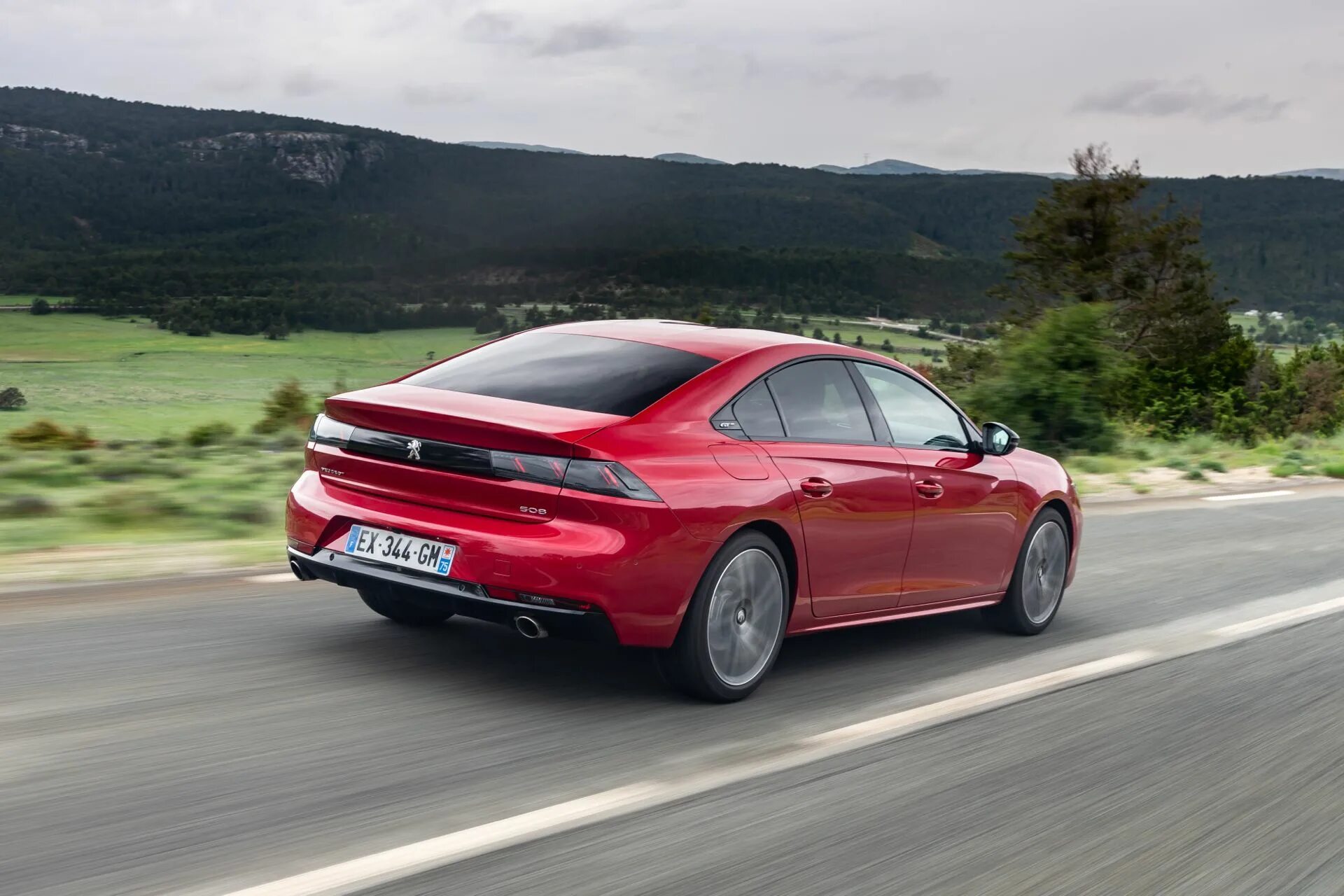 Пежо 2018 года. Новый пежо 508. новый пежо седан 508. peugeot 508 2018 седан. peugeot 508 2019.