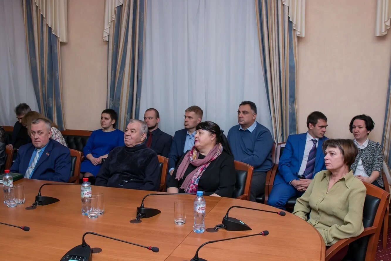 Выборы глав регионов 2022. Наталья комарова хмао. Награждение главы города белоярска хмао. Правительство хмао. Ойнец александр валерьевич.