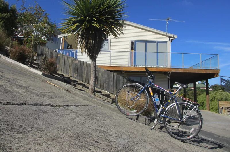 Болдуин стрит улица. Самая крутая улица. Болдуин-стрит, данидин, новая зеландия. Болдуин стрит улица в новой зеландии. Самая крутая улица.