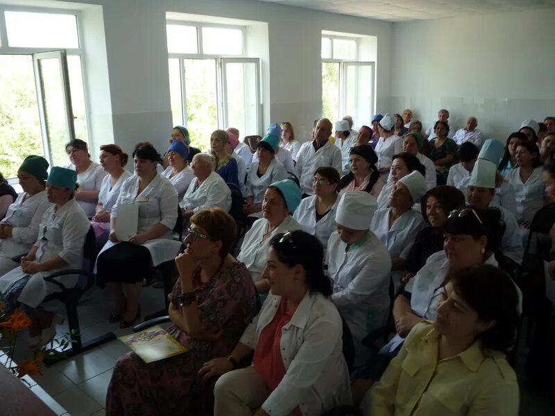 Больница избербаш. Избербаш цгб. Избербаш медицинский. Медицинский колледж имени башларова избербашский филиал избербаш. Аскерханова центр избербаш.