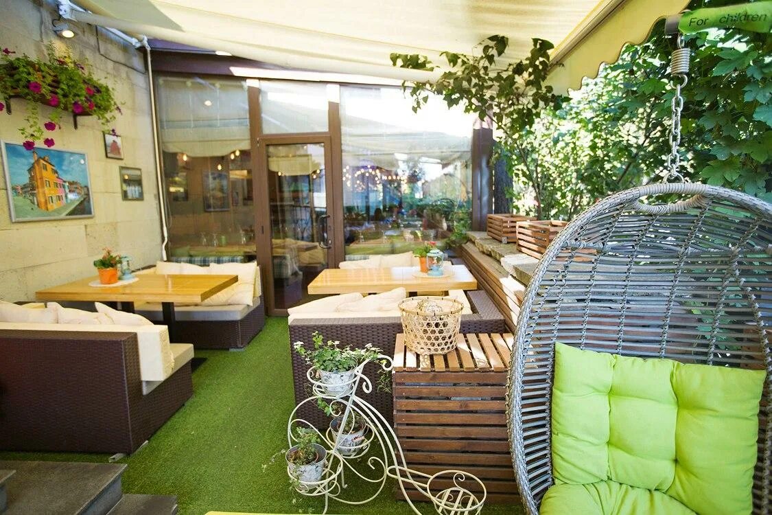 Бона капона спб. Санкт-петербург пушкин оранжерейная улица 39 bona capona. Боно капоно ресторан. Bona capona пушкин. Ресторан bona capona в пушкине.