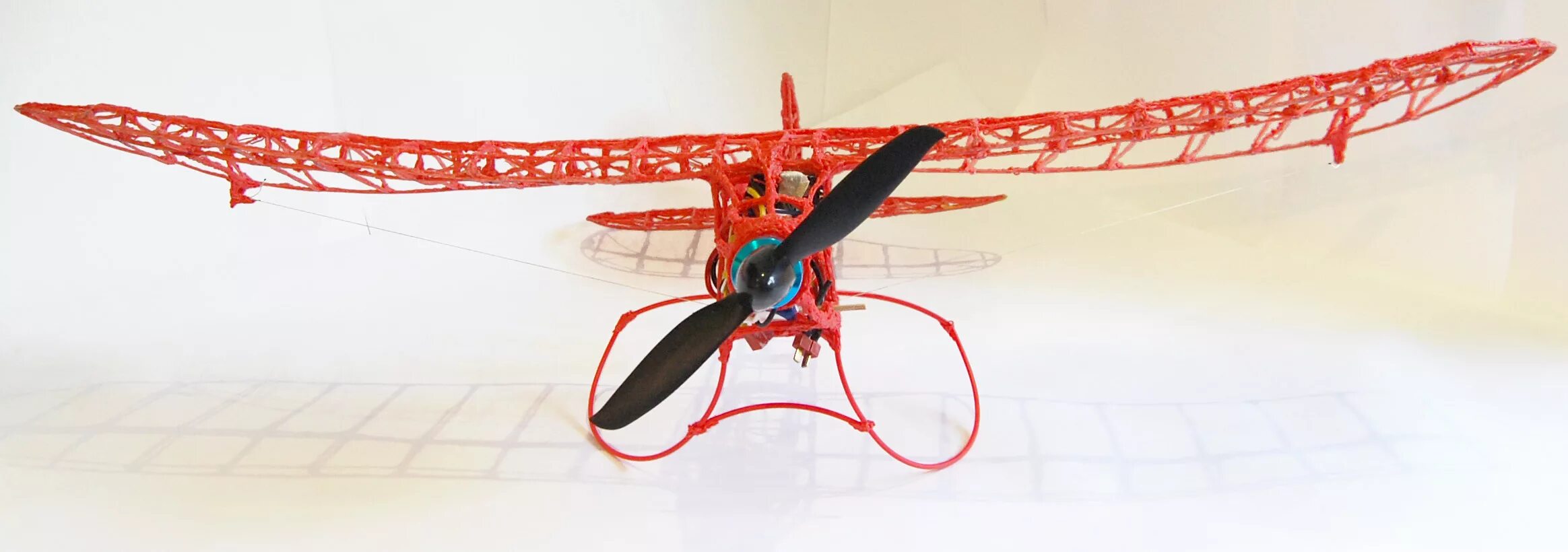 Самолет для 3d принтера. Самолёт rc 3d printer. самолет с резиномотором на 3d принтере. 3д принтер для авиамоделей рабочих полетов. bf109t на радиоуправлении на 3 д принтере.