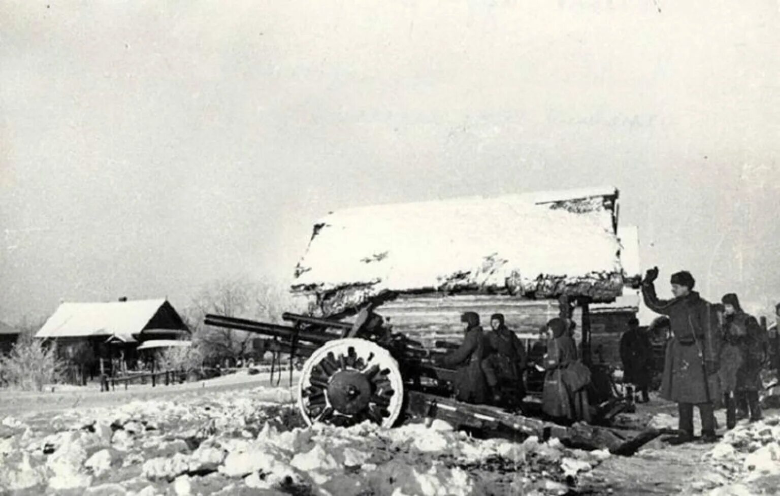 Дедилово 1941. Гаубица зима 1942. Дедилово в годы войны. Артиллерия Подмосковье 1941.