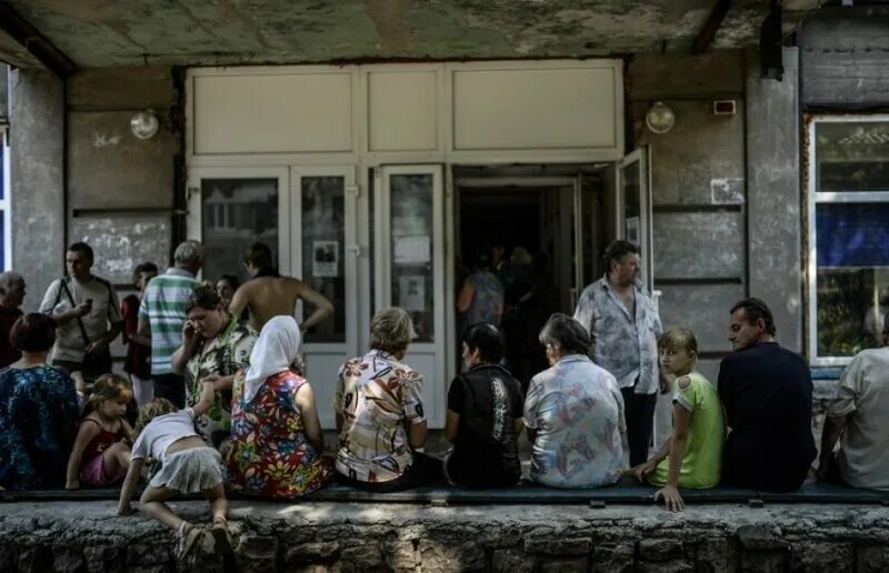 Без прекрас. Украина без прикрас фото. СПБ для беженцев из Харькова.