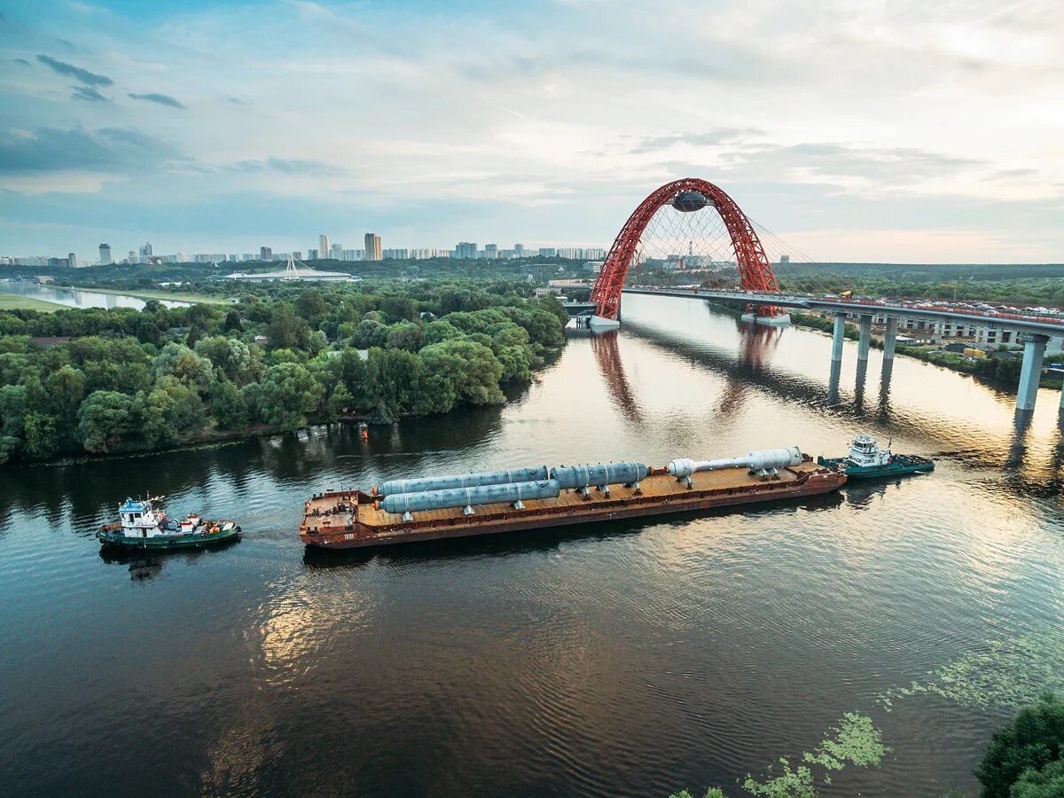 Москва река основная мысль